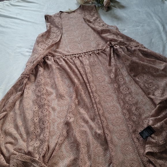 🔵 3/$30 PAINTED THREADS Sleeveless Cardigan Sheer Sweater - Picture 9 of 13